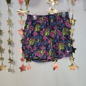 Men's Nike Sportswear Woven Flow Shorts AOP Hawaii Size M Multi-Color swim trunk